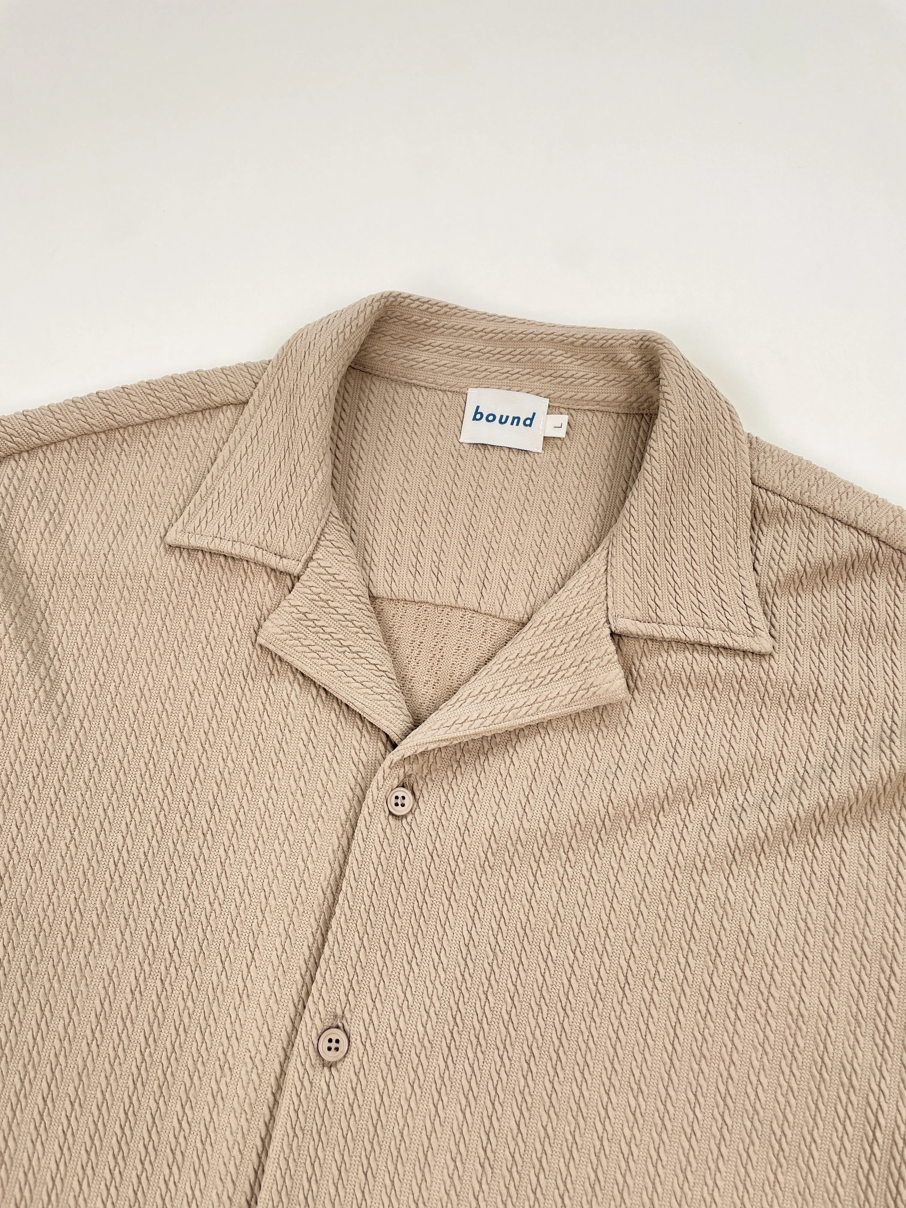 BEIGE CABLE TEXTURE CUBAN SS SHIRT