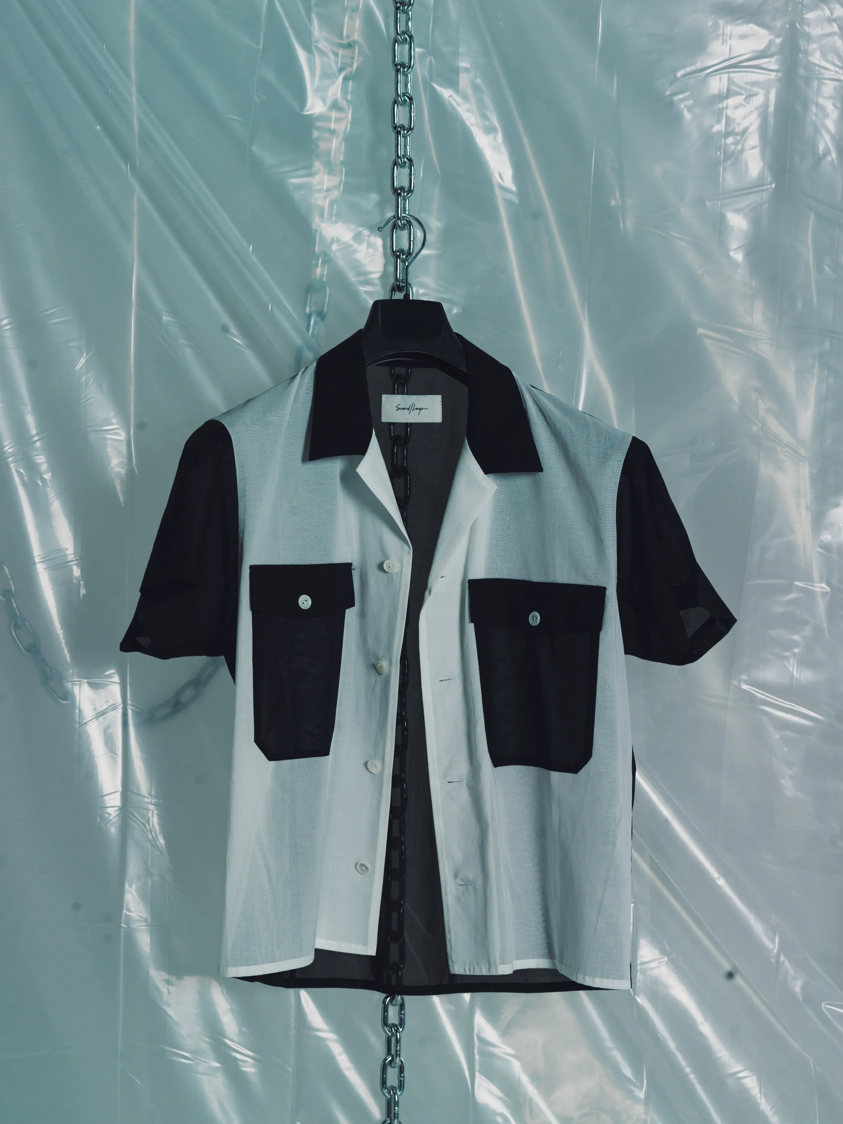 CROPPED OPEN COLLAR SS SHIRT | BLACK WHITE