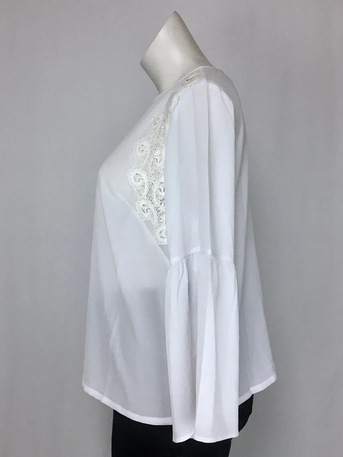 eloquii Size 16 White Applique Shirt NWT