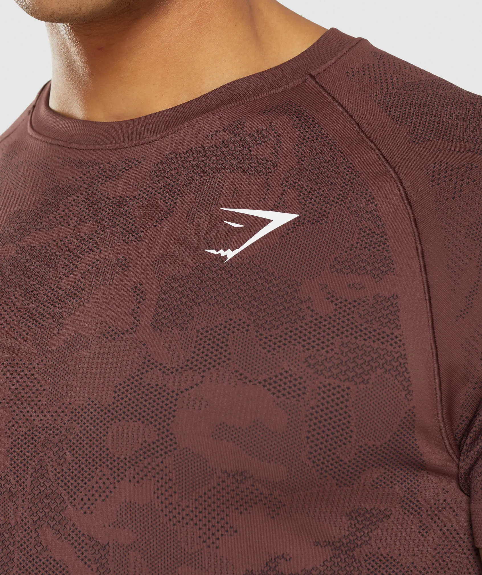 Gymshark Geo Seamless T-Shirt - Cherry Brown/Black