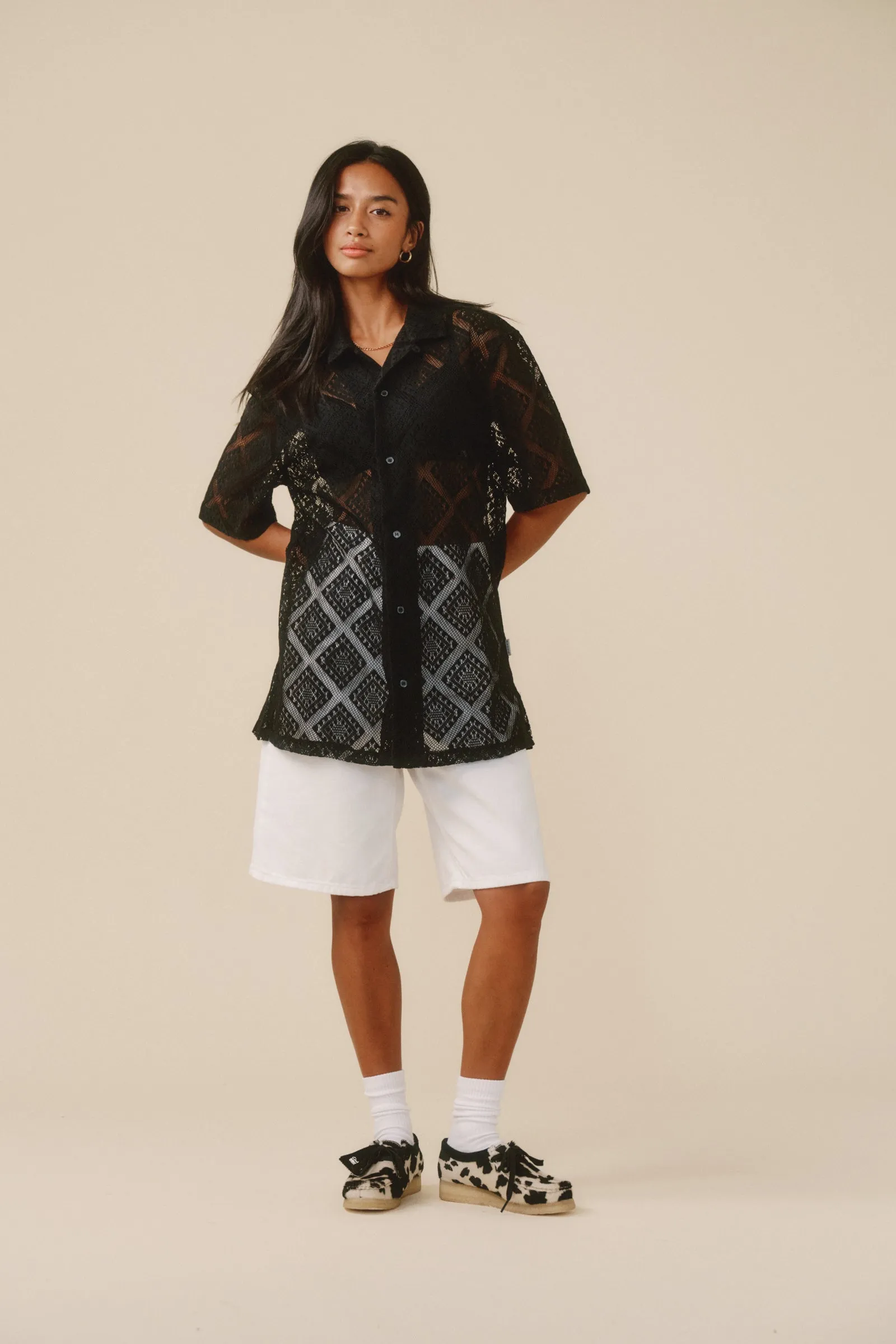 LACE VACATION SHIRT - BLACK