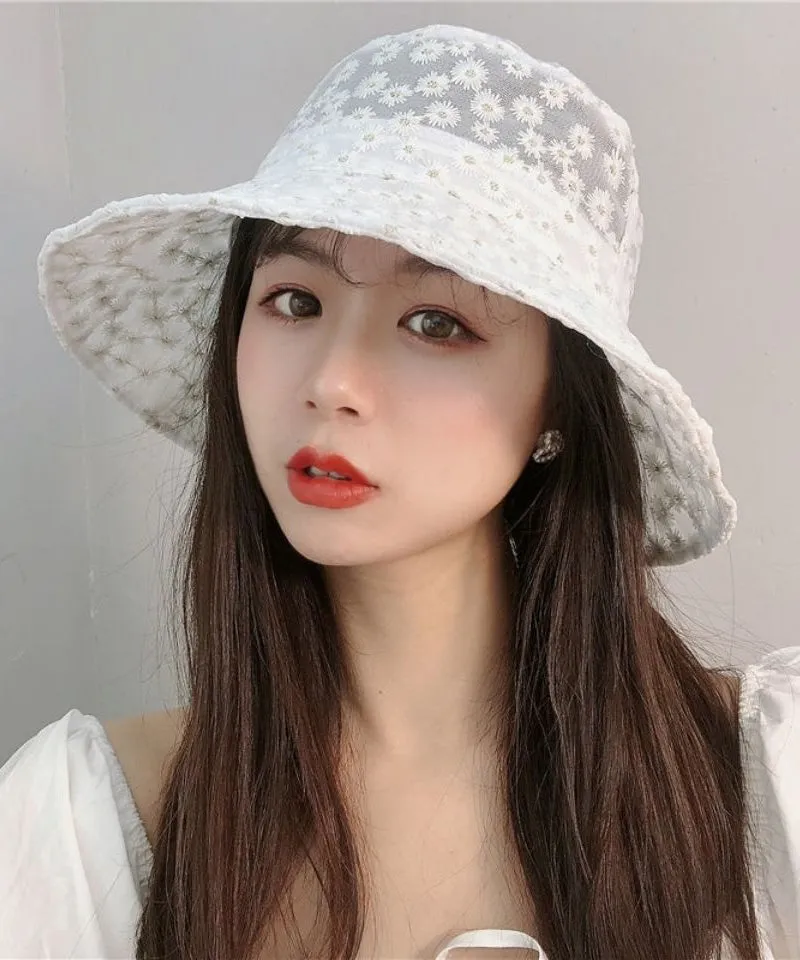 Simple White Daisy Lace Patchwork Embroideried Floppy Sun Hat