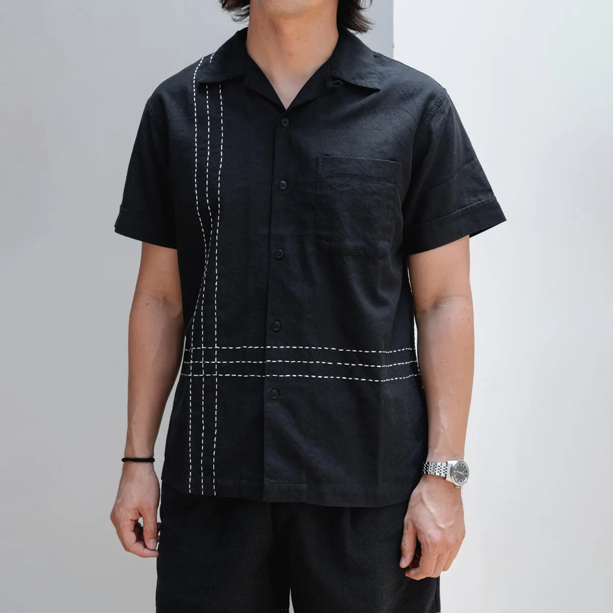 VACATION SHIRT - BLACK HAND STITCH